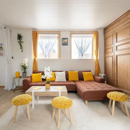 3 Centre Michelle Apartment *