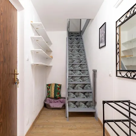 3 Centre Michelle * Calais