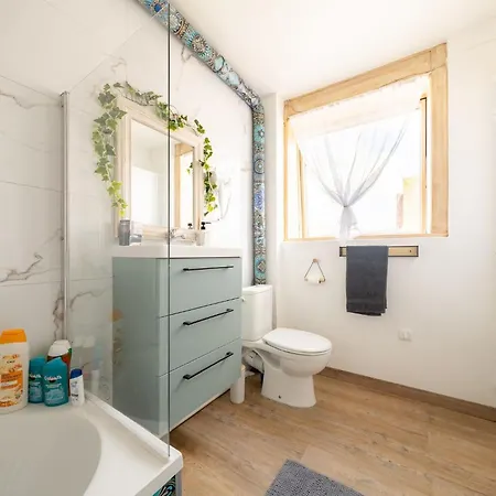 3 Centre Michelle * Calais