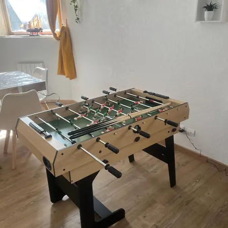 3 Centre Michelle * Calais